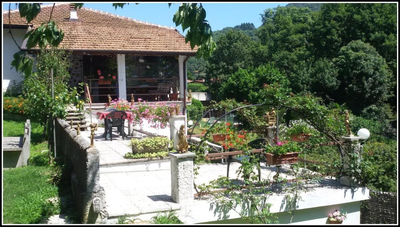 فيلا Al Cios Lago Maggiore Orino المظهر الخارجي الصورة